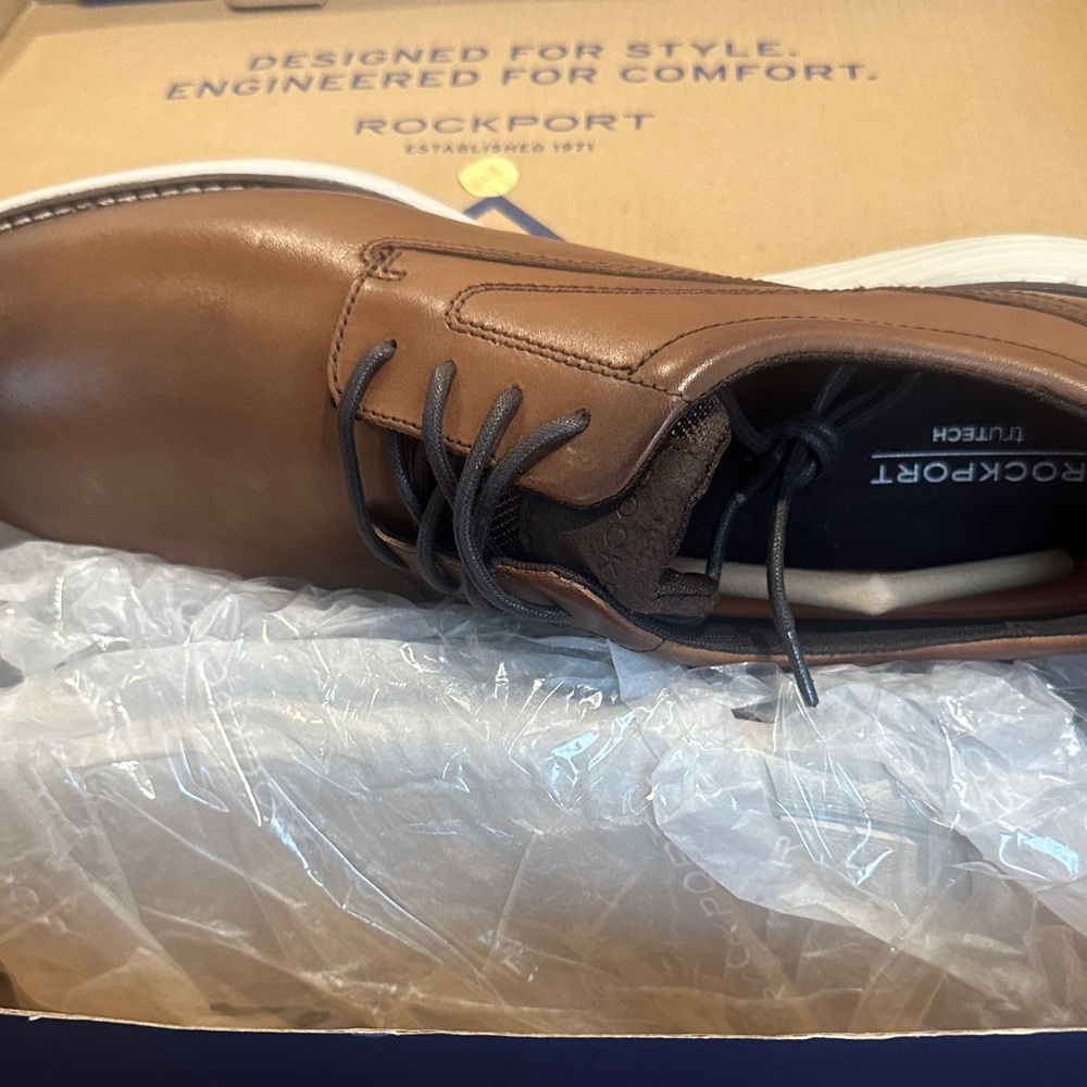 Rockport Brown Leather Lace-Up Derby with Black Laces